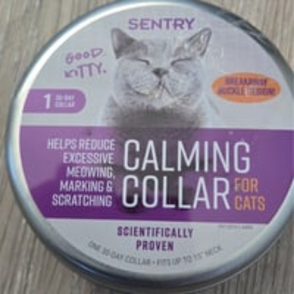 Sentry Calming Collar &Vibrant Life Catnip Mouse